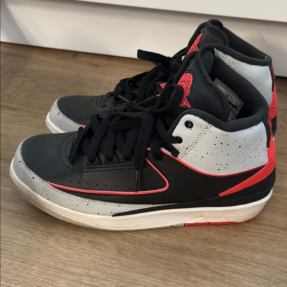 Jordan 2’s Black and Red High-Top Sneakers